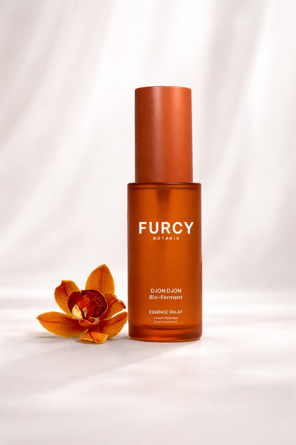 Essence Éklat – Hehkua Tuova & Kosteuttava Kasvosuihke 30ml/90ml