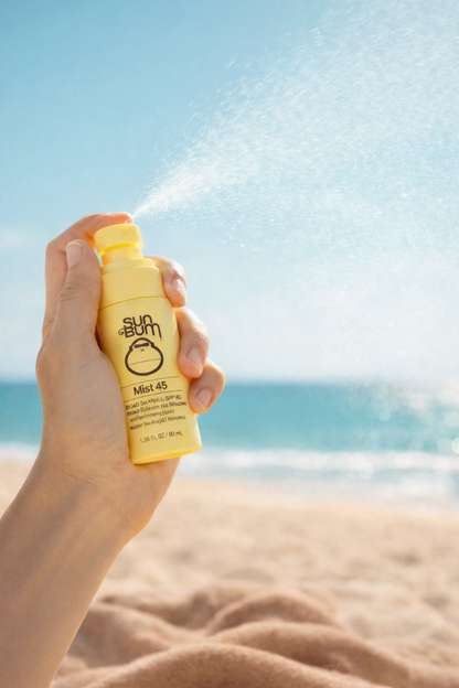 Aurinkosuojasuihke Kasvoille SPF 45 - Kevyt Kasvomist (100ml tai 40ml matkakoko)